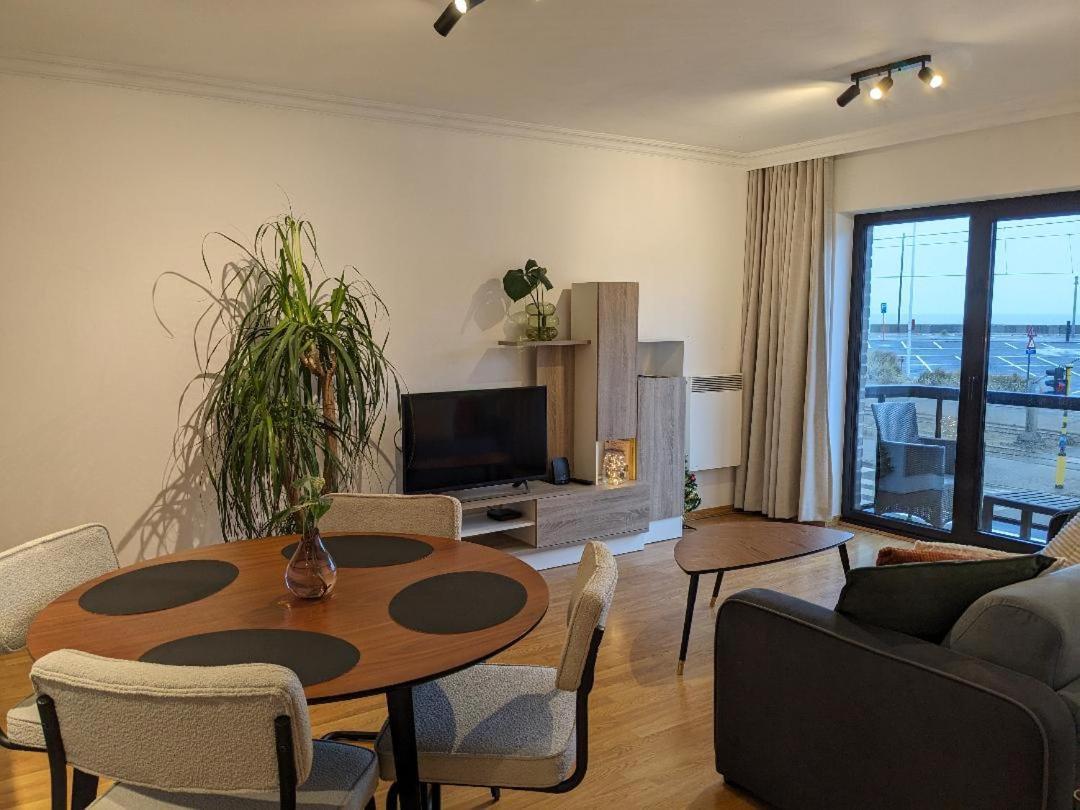 Vista Linda, Leuk Appartement Vlak Bij Zeedijk En Strand オステンド エクステリア 写真