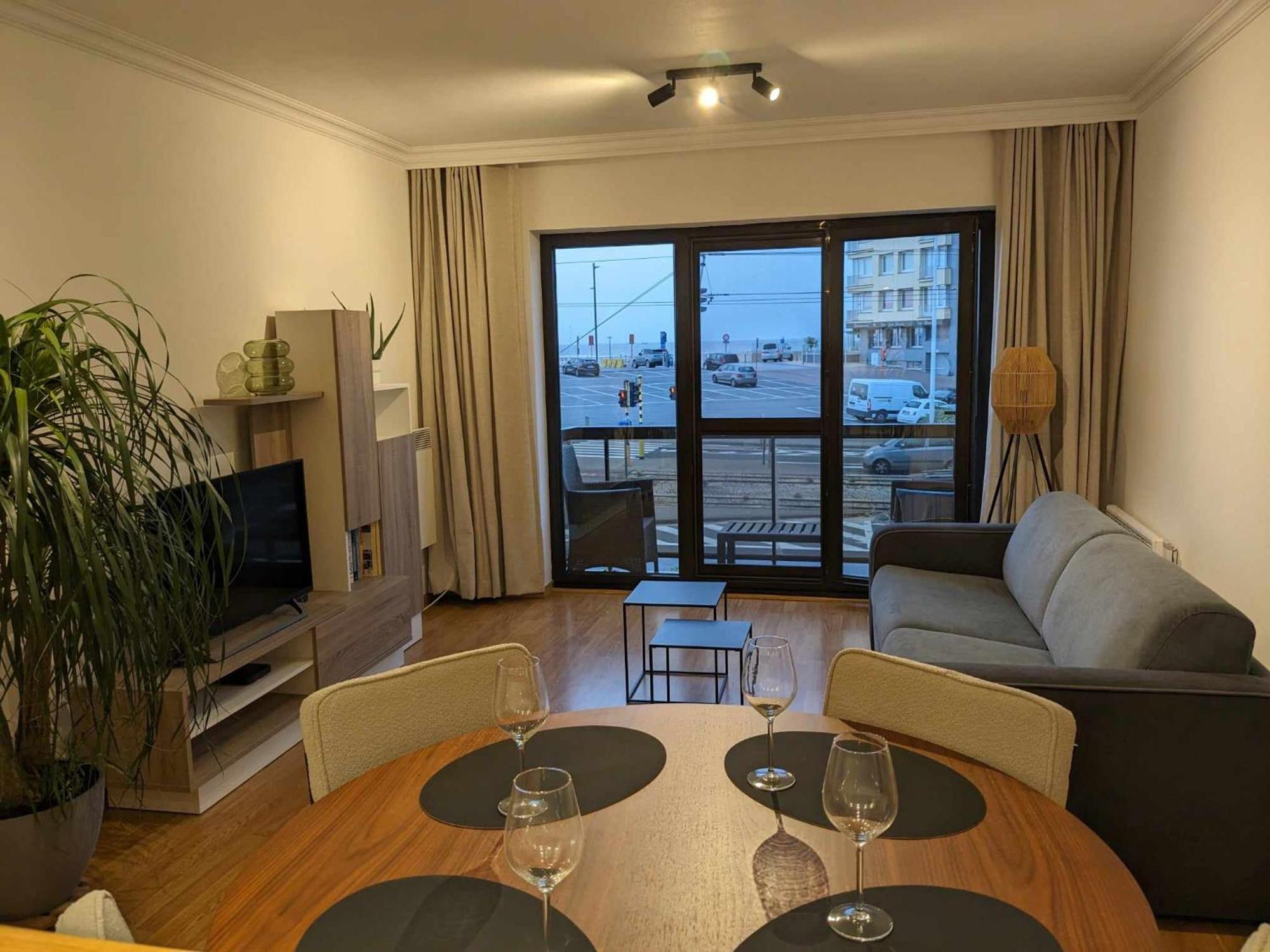 Vista Linda, Leuk Appartement Vlak Bij Zeedijk En Strand オステンド エクステリア 写真