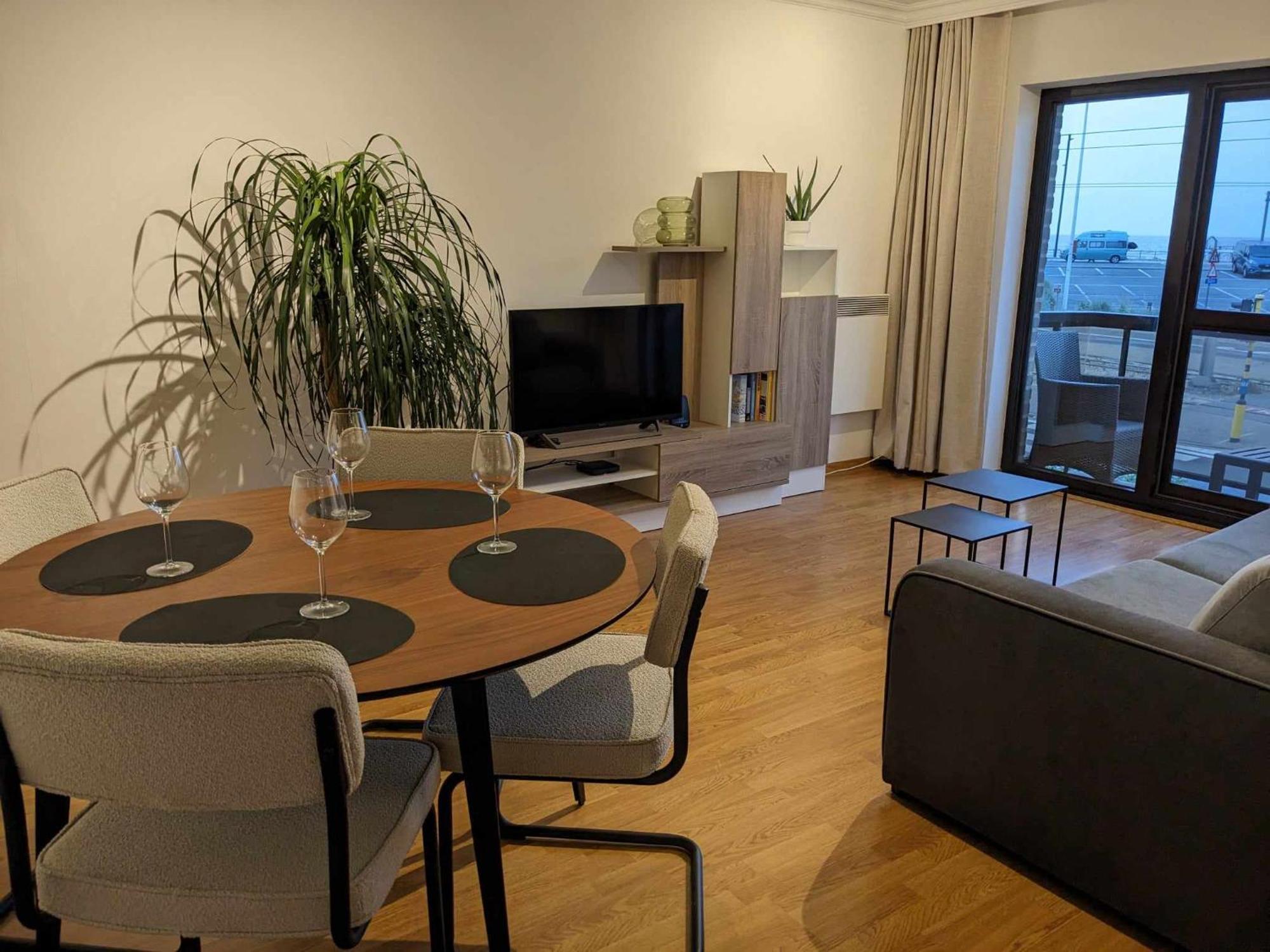 Vista Linda, Leuk Appartement Vlak Bij Zeedijk En Strand オステンド エクステリア 写真